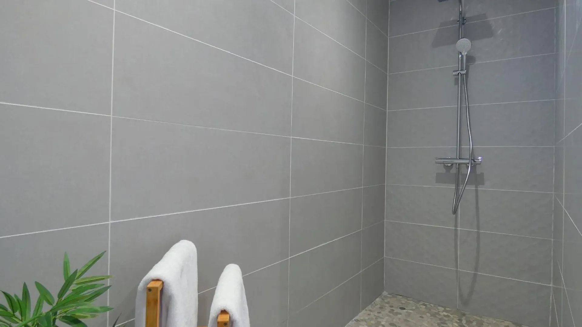 L'Hacienda Spapoollake Charavines Prázdninový dům